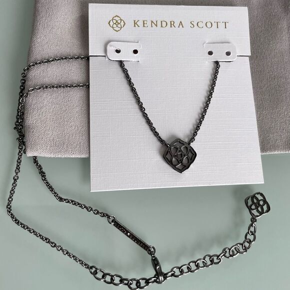 New Kendra Scott Decklyn Gunmetal Pendant Necklace - Picture 2 of 6